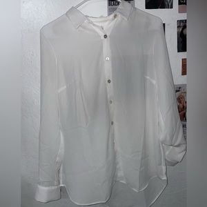 Vintage White Button 𓇽︎